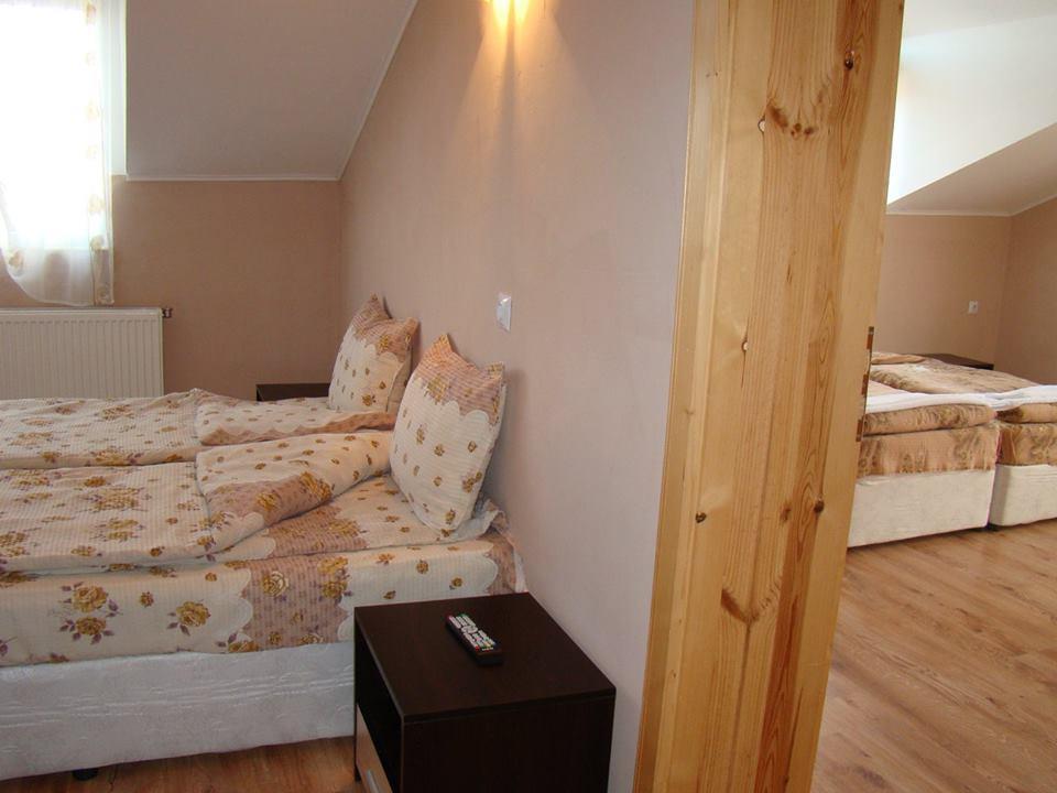 Yana Guest House 多布里尼什特 外观 照片