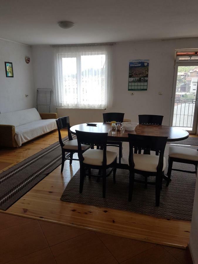 Yana Guest House 多布里尼什特 外观 照片